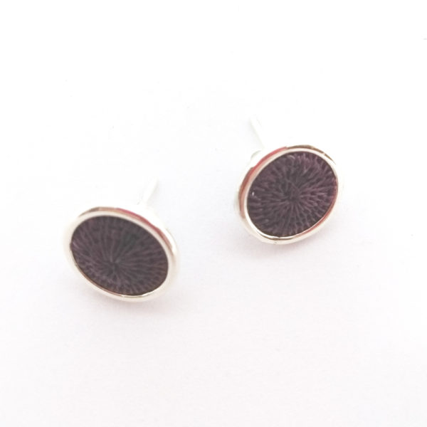 Mini stud earrings - Image 6